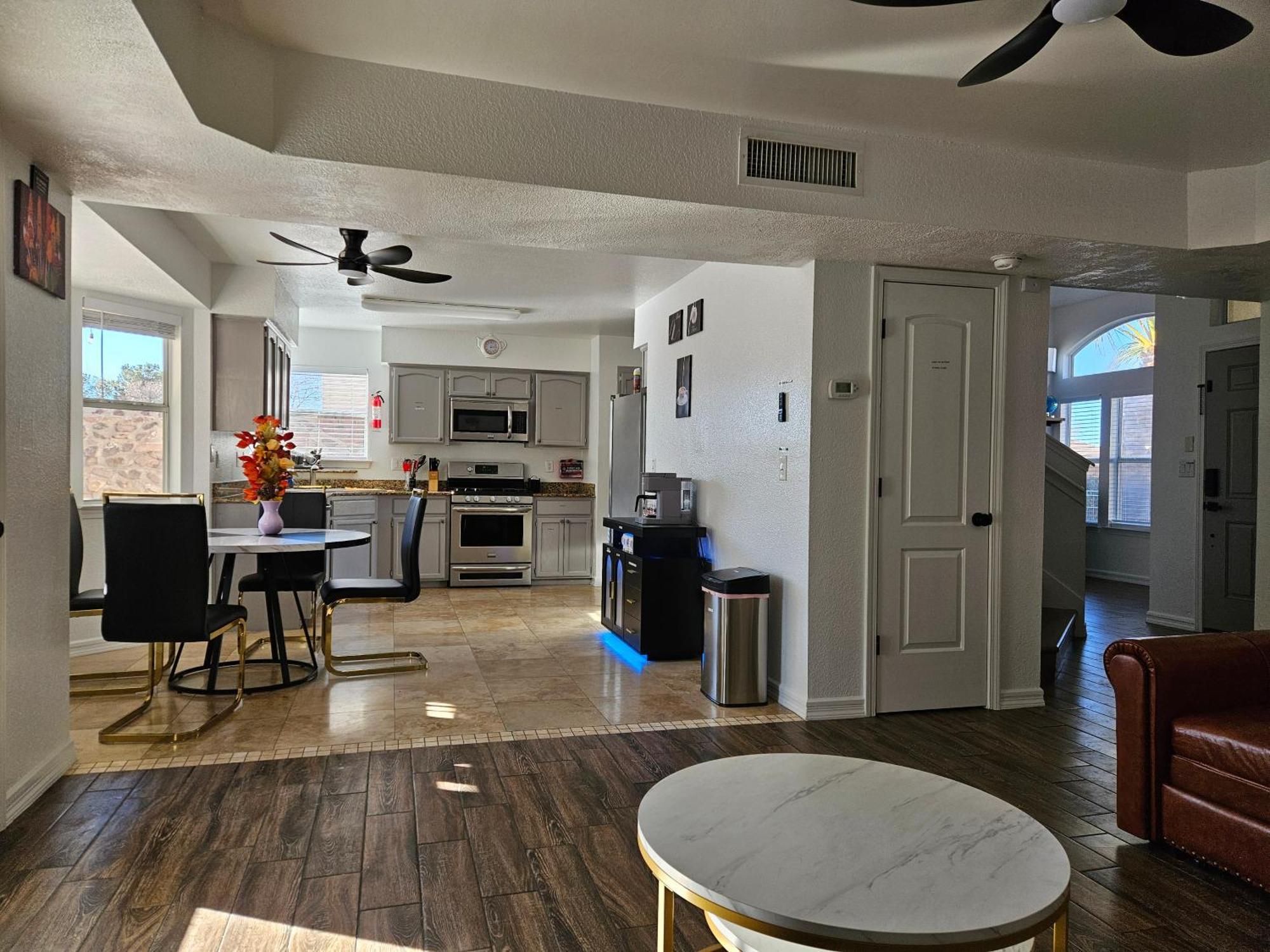 Franklin Luxe Oasis Villa El Paso Luaran gambar