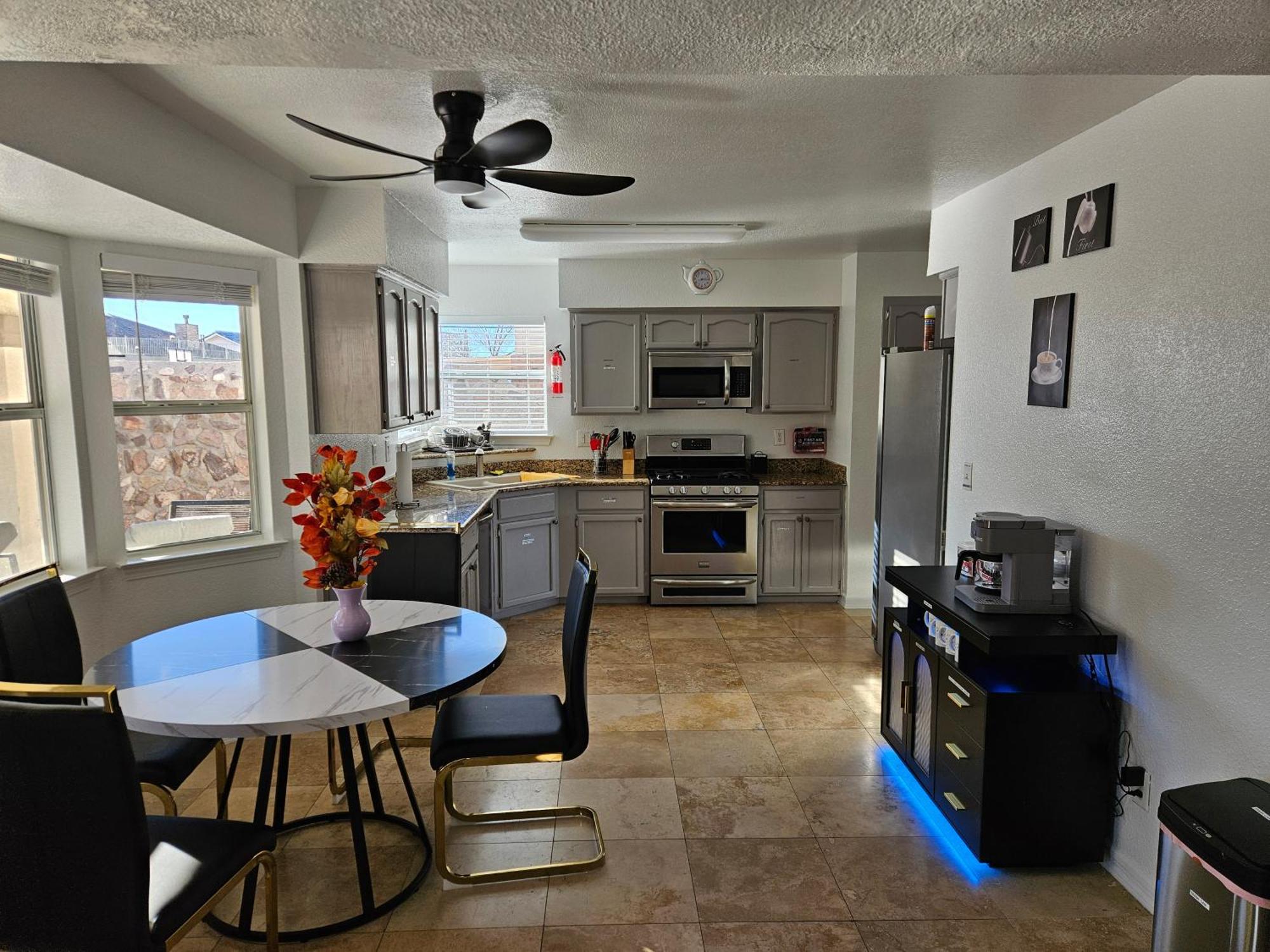 Franklin Luxe Oasis Villa El Paso Luaran gambar