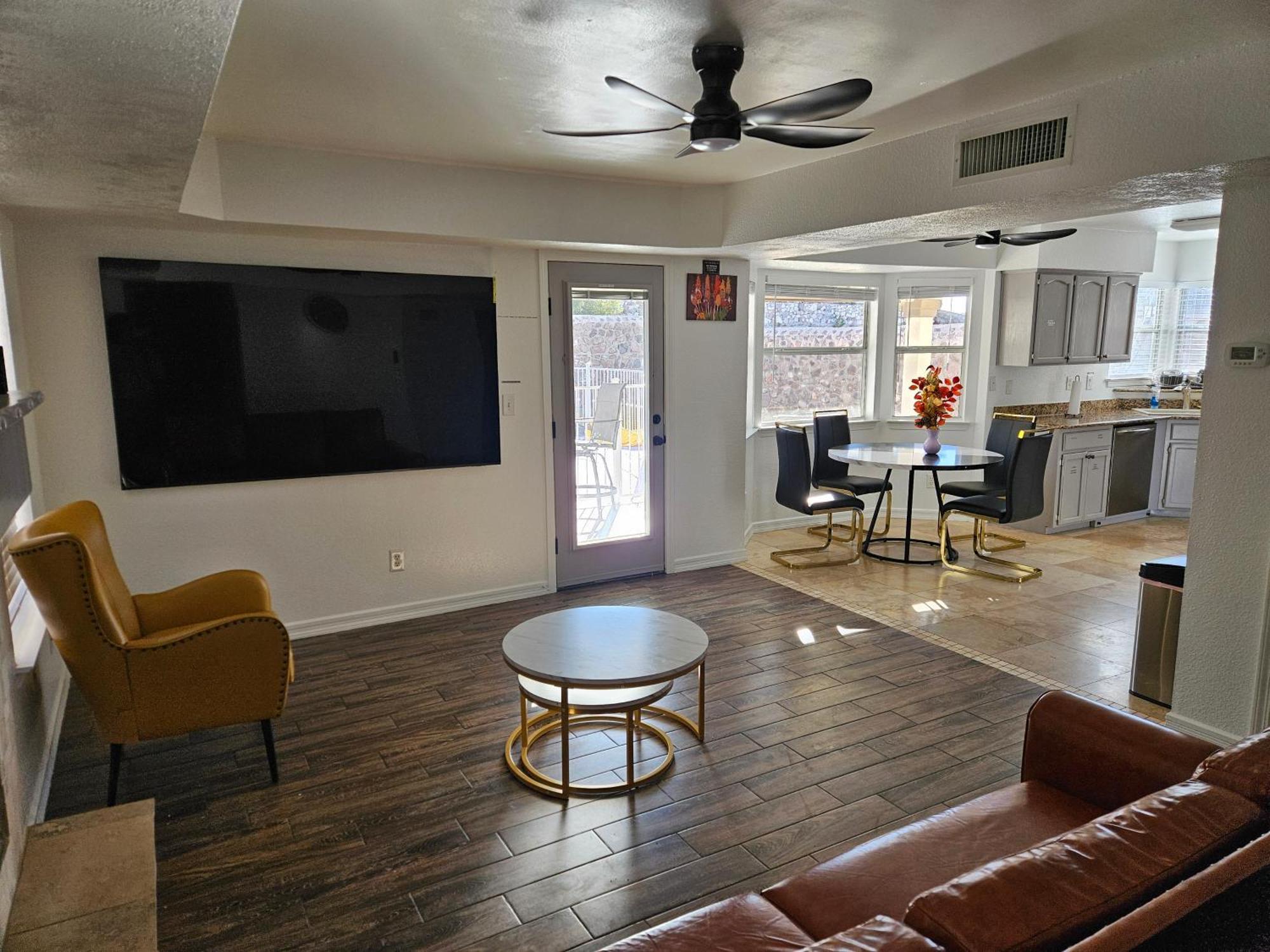 Franklin Luxe Oasis Villa El Paso Luaran gambar